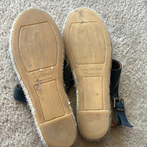 Alohas double black leather straps espadrilles sandals. - Picture 10 of 13